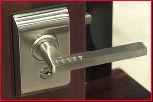 Herndon Locksmith Service Herndon, VA 703-334-0715 - 7-entry-door-lock